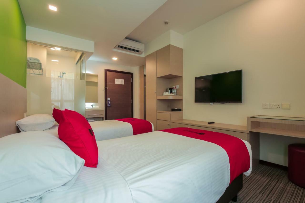Hotel Reddoorz Premium @ Balestier Singapur Pokoj fotografie